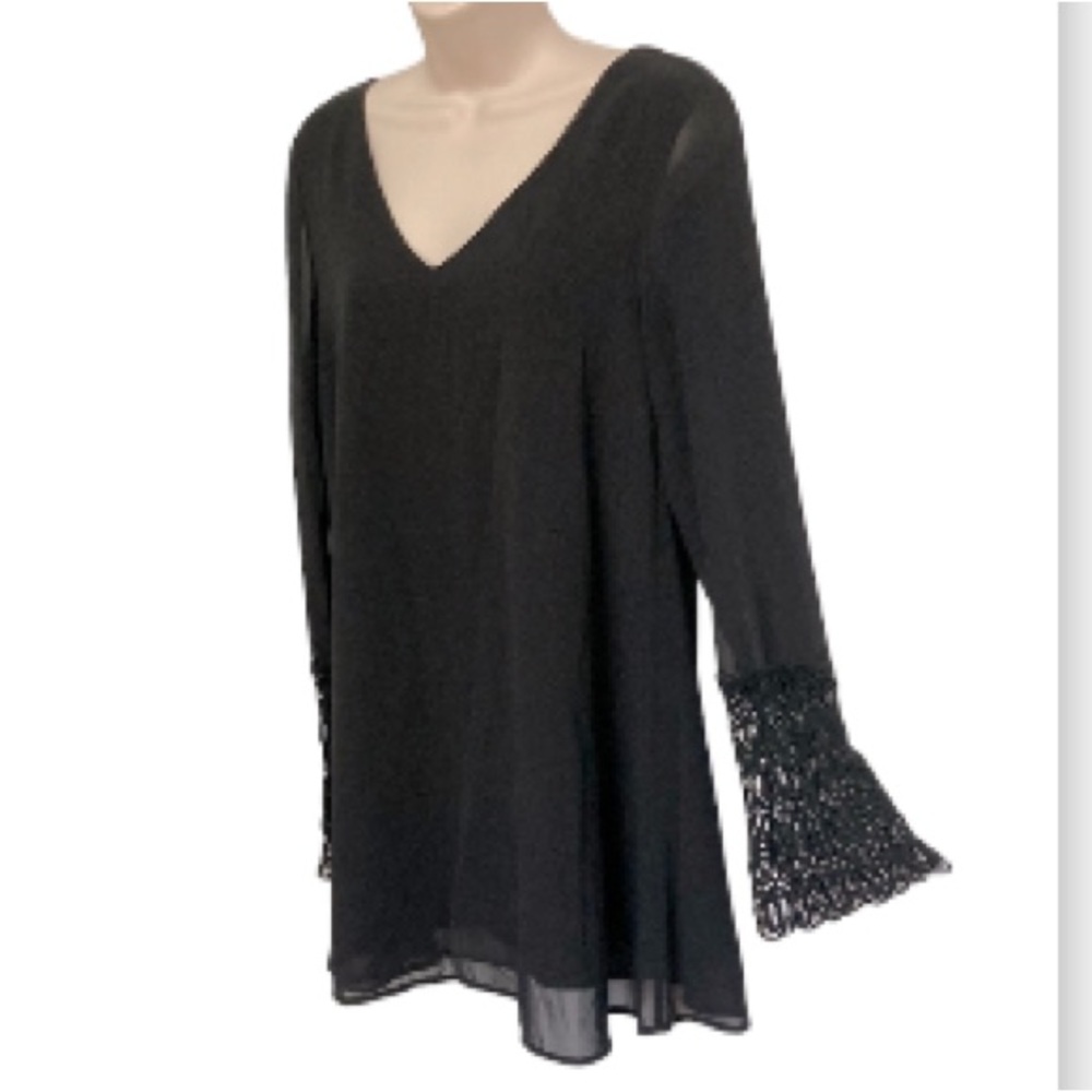 UMGEE USA Velour Velveteen Black Lace Bell Sleeves  Tie in the Back Womens Small